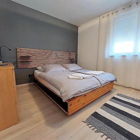 Urban Nest, Sunny Apartment 4 Stars Rijeka Luaran gambar
