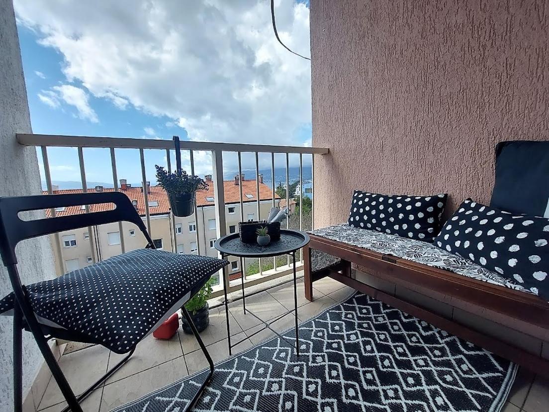 Urban Nest, Sunny Apartment 4 Stars Rijeka Luaran gambar