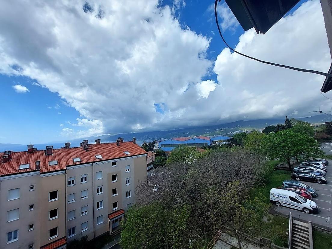Urban Nest, Sunny Apartment 4 Stars Rijeka Luaran gambar