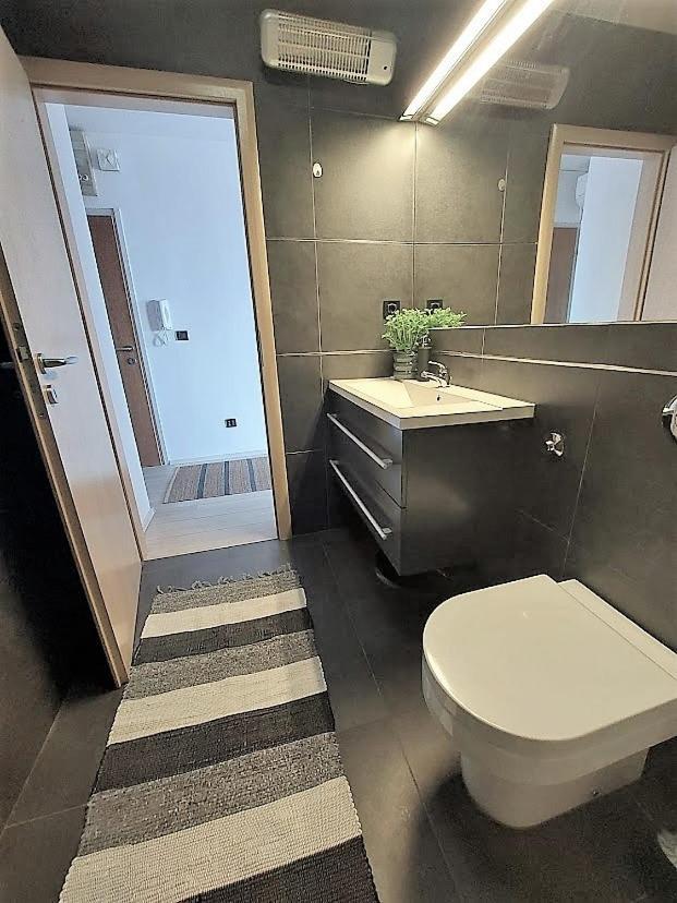 Urban Nest, Sunny Apartment 4 Stars Rijeka Luaran gambar