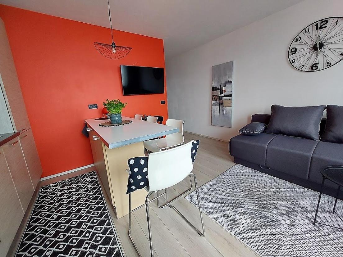 Urban Nest, Sunny Apartment 4 Stars Rijeka Luaran gambar