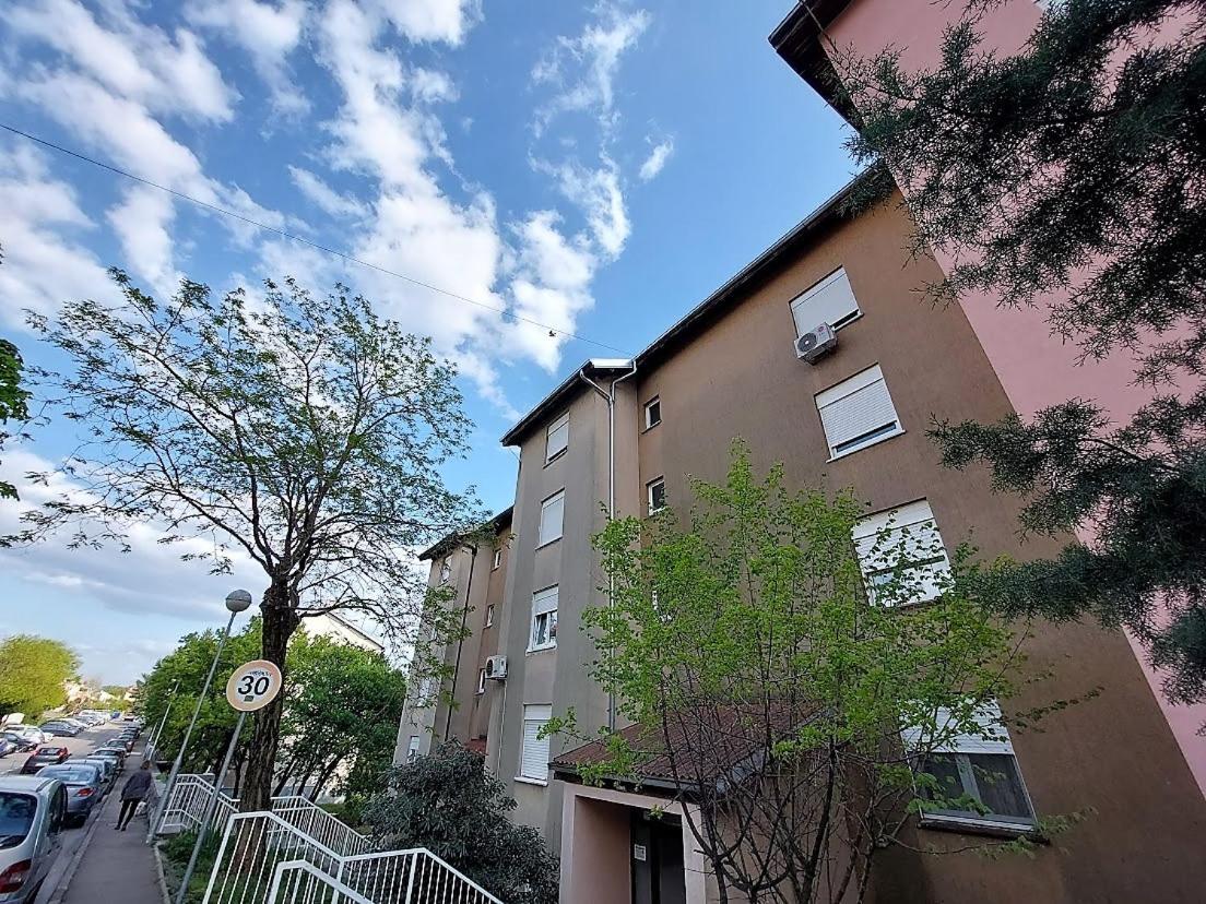 Urban Nest, Sunny Apartment 4 Stars Rijeka Luaran gambar